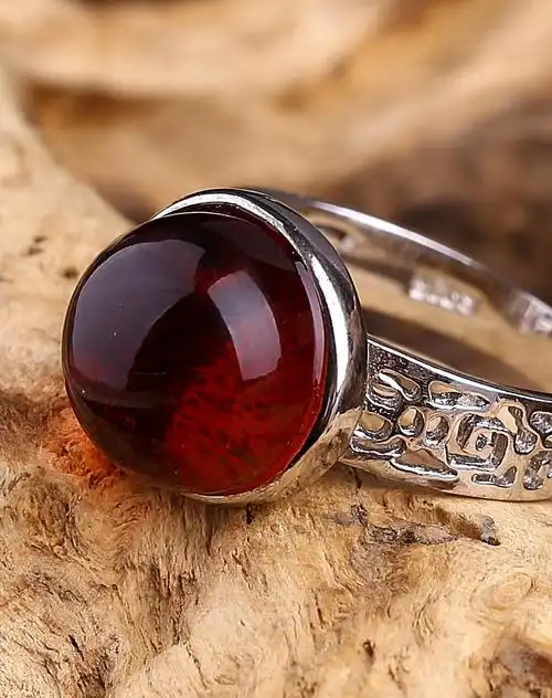 星月情缘血珀戒指附证书