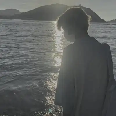 高清超酷的超拽高冷部位男头图片