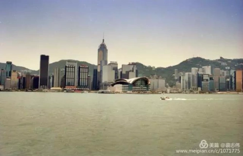 回归祖国20载 记者用胶片记录下1997年的香港