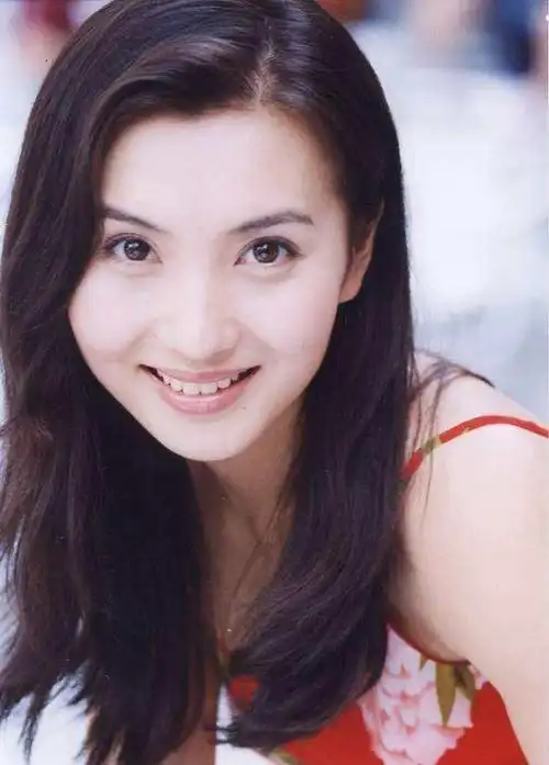 说范冰冰即将加盟>橙天>娱乐,陈好的一姐位置即将不保,>590_822竖版