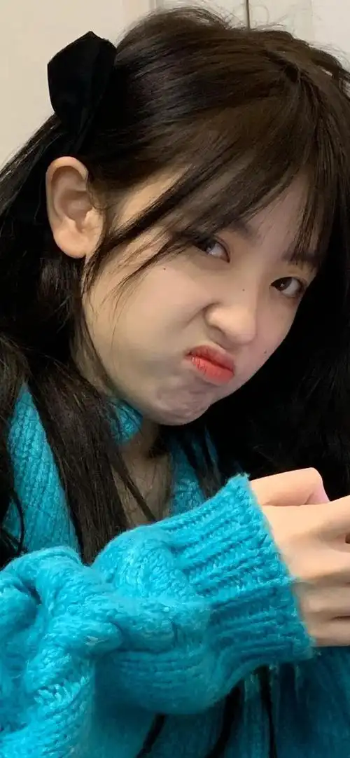 可爱俏皮网红写真手机壁纸