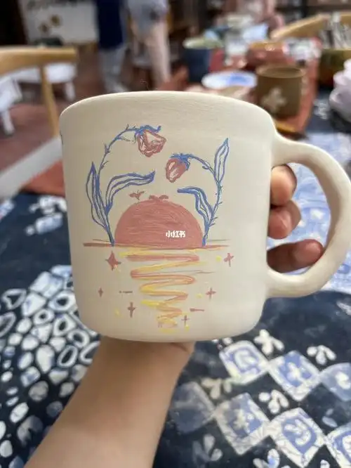 陶瓷杯diy第一次尝试素坯作画