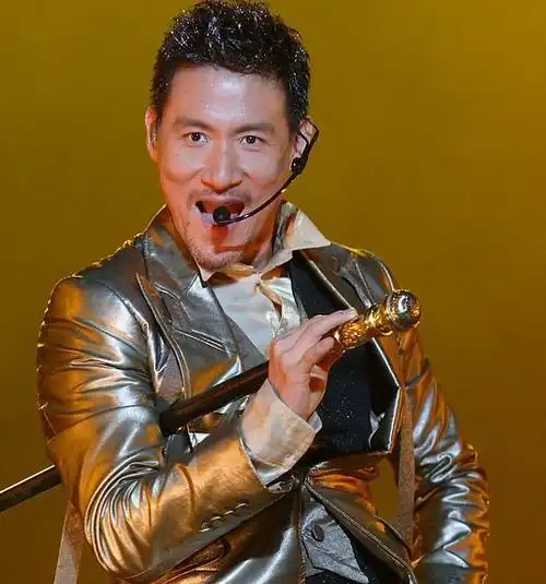 张学友和郑淳元单论唱功谁厉害?