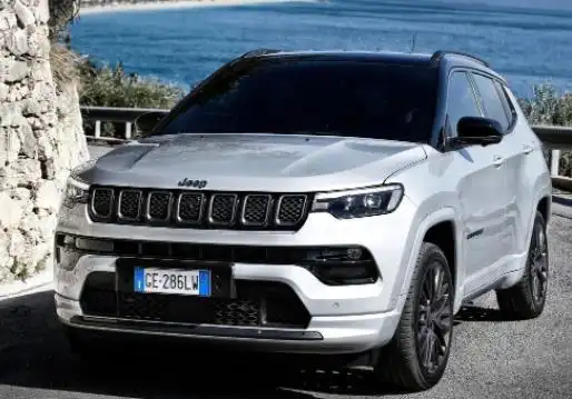 jeep指南者在城市同等级紧凑suv之中,整体的精准定位与同等级车型有所