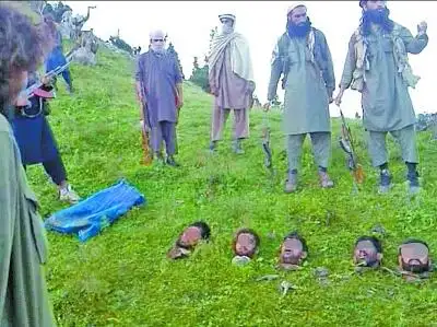 视频展示被斩首巴基斯坦士兵头颅