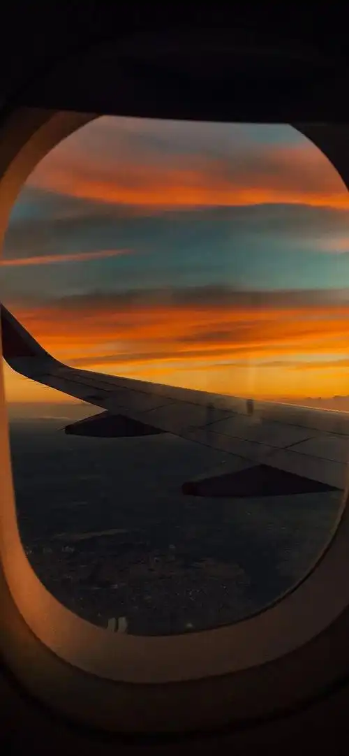 手机壁纸 飞机窗口