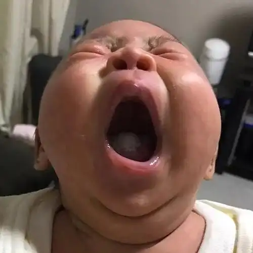 丑娃大赛一开始,我就被这些惊天地泣鬼神的娃丑笑了