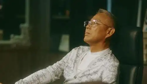 流金岁月:叶谨言为什么不近女色?他喜欢朱锁锁,和以前的人有关