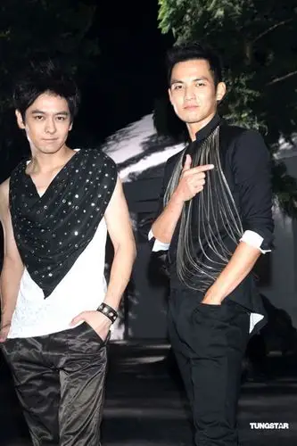 图文钟汉良暌违六年再发片林志颖和钟汉良