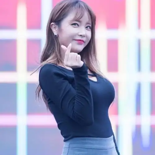 丰韵女神活着就爱洪真英