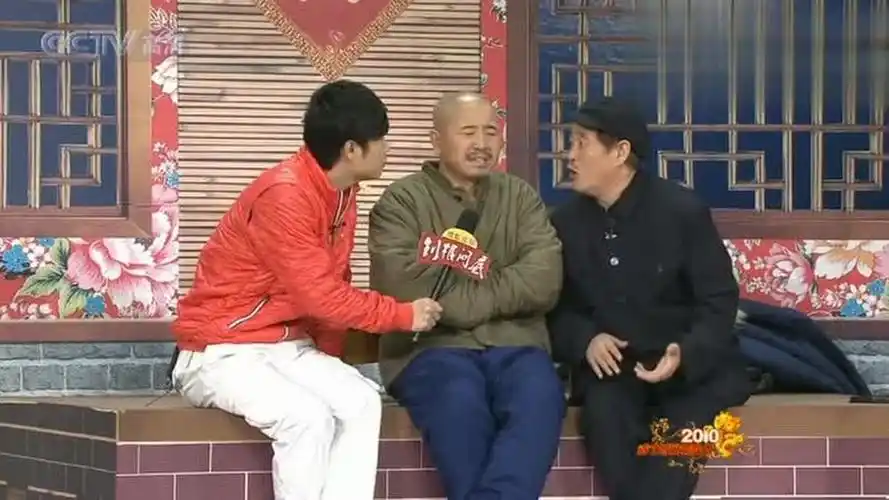 赵本山携手徒弟演绎小品《捐助》,王小利这演技太有生活了