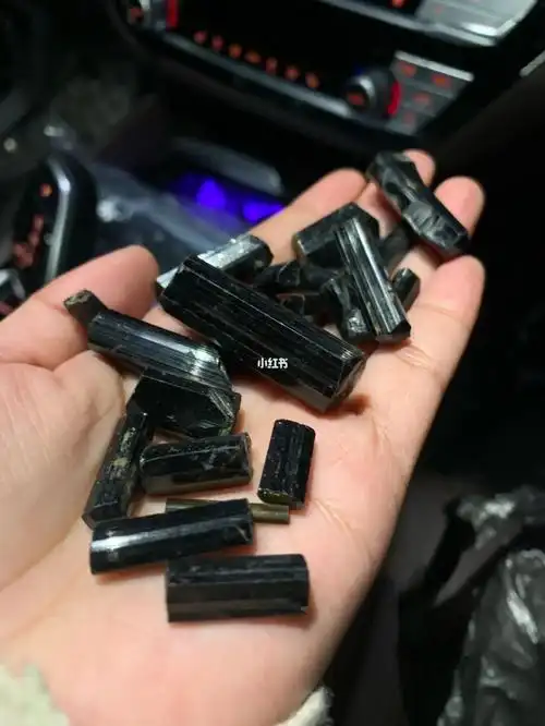 好漂亮的黑碧玺原石