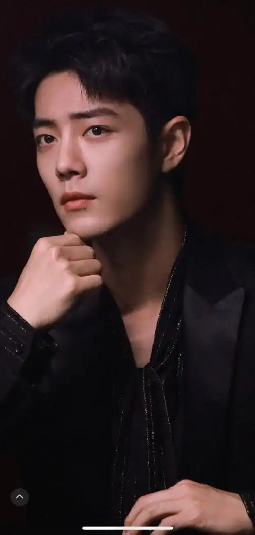 肖战好适合戴眼镜##肖战工作室发了15宫格##肖战