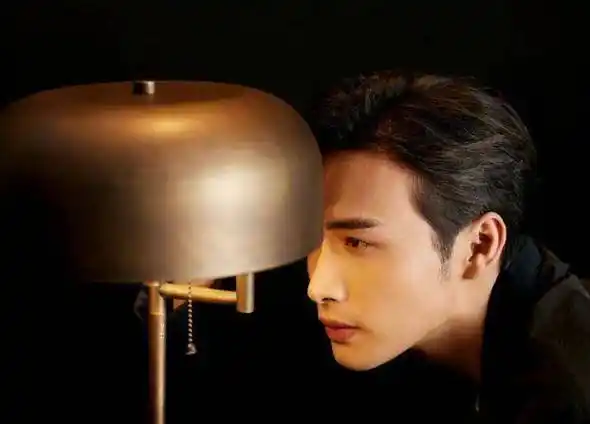 28岁张彬彬已和经纪人结婚?还有1岁的孩子?