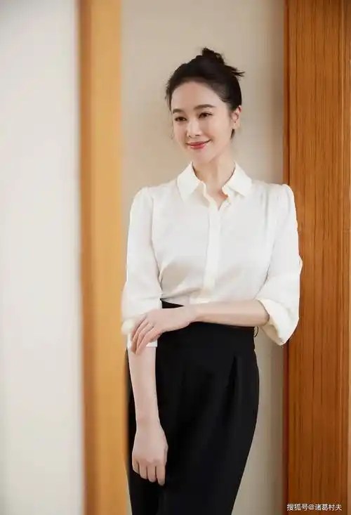 原创这谁顶得住左小青才是真尤物饱满性感韵味十足