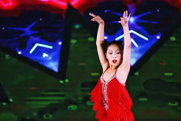 拉丁舞表演写真