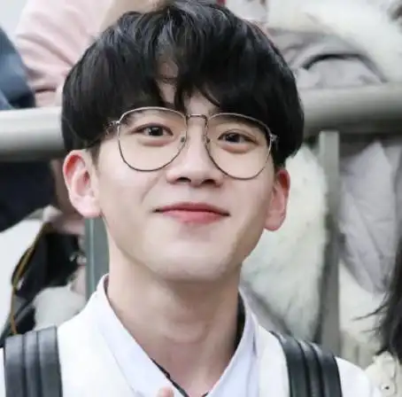 直播一哥,唐嫣白玉兰,王一博,朱一龙,虞书欣费启鸣