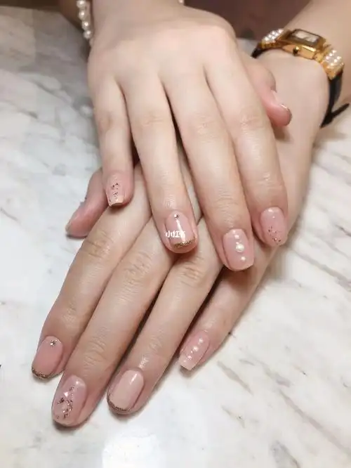 简约气质款美甲温柔小姐姐的夏天美甲款式