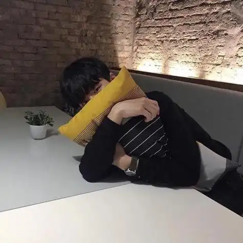 帅气又很阳光的男生头像真人成熟稳重简约,遇见一个心动男头就要