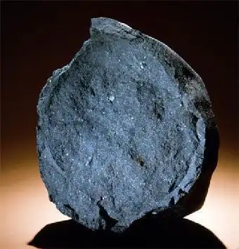 陨石中的碳质球粒陨石鉴定图片及价格