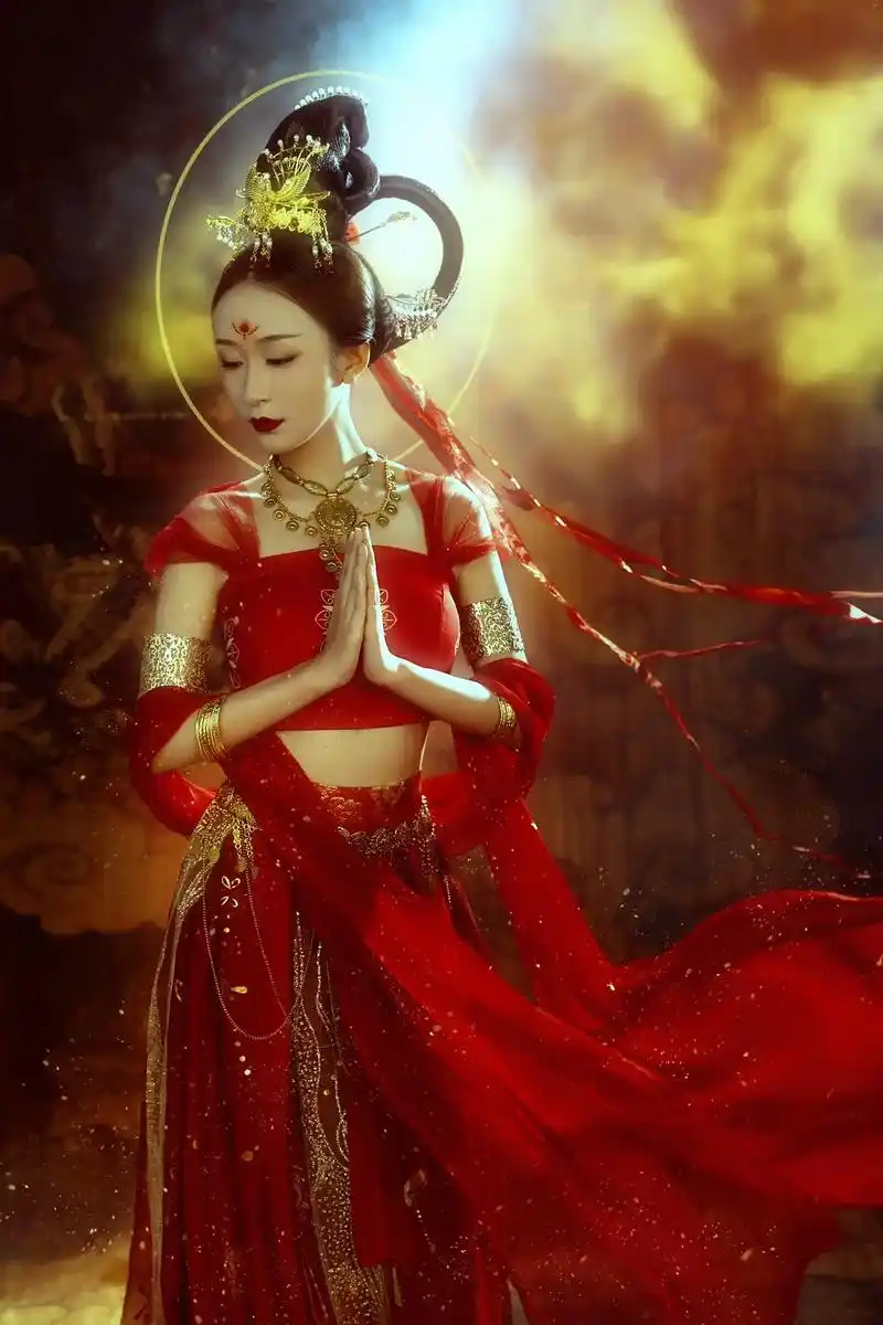 敦煌飞天照 #写真 - 抖音