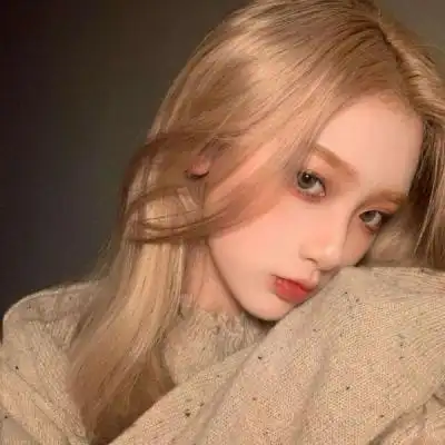 微信头像高级质感高冷女生图片