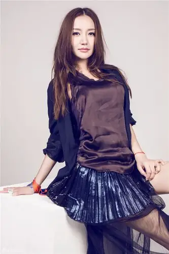 【转载】达芙妮 - 韩雨芹靓照