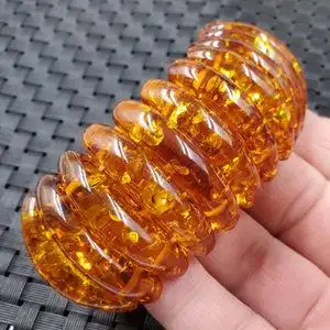 人造琥珀手链图片