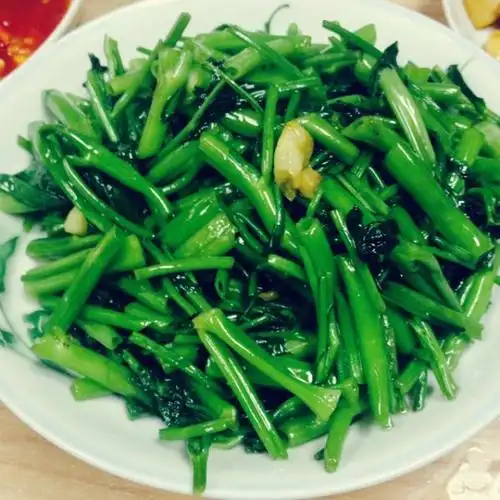 怎么做空心菜最好吃?颜色又碧绿? - 头条问答