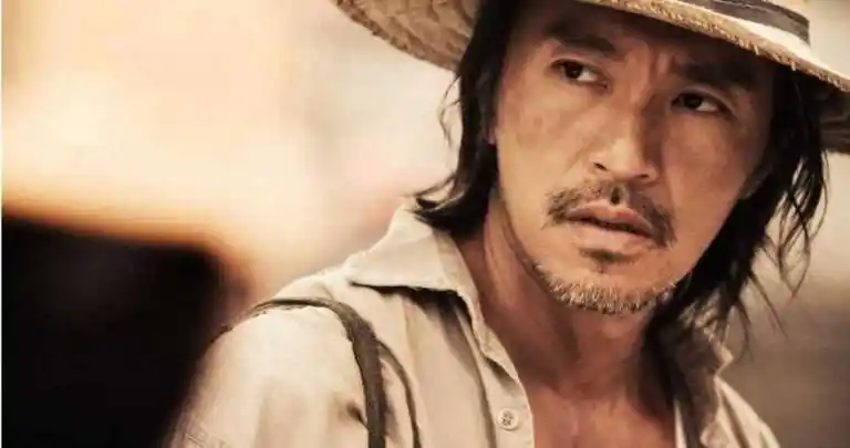 对于好莱坞盛情邀约,星爷当然是没有问题,但他提出了两个条件,首先