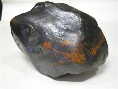 > 甘肃省月亮陨石最高成交价是多少钱一克图片