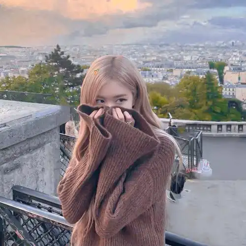 朴彩英rosé头像//拿图点赞. - 堆糖,美图壁纸兴趣社区