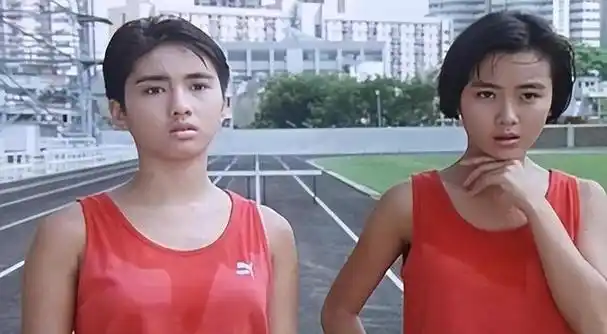 黎姿嫁给大15岁的残疾富豪一家5口3人残疾风光背后全是心酸