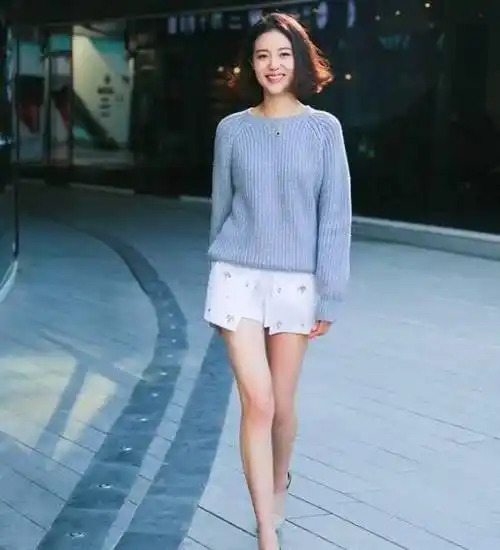 原创演员请就位中李溪芮是不是应该只好好当腿精