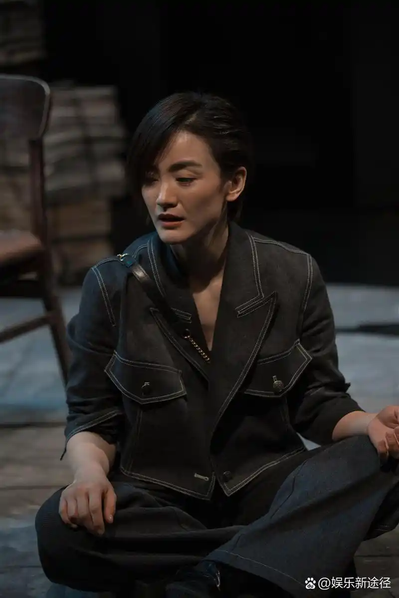 朱杰:不炒作,专注于表演 朱杰是一位优秀的演员,她不炒作,也不追求