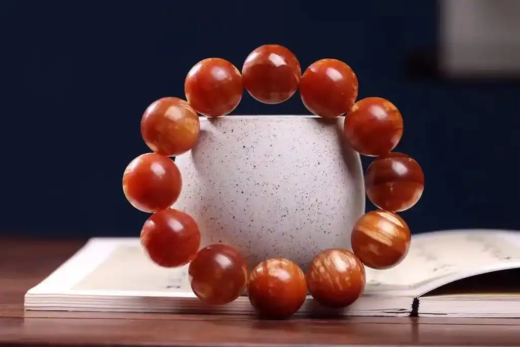 20规格极品琥珀木全手工打磨玉化级别,大自然得鬼斧神功! - 抖音