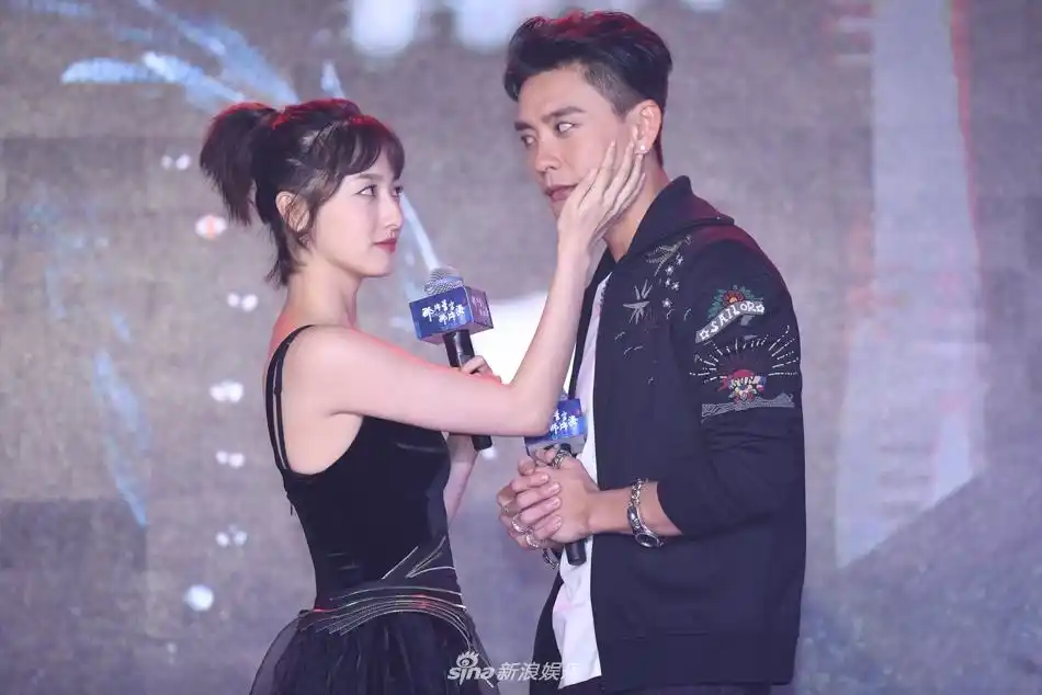 新浪娱乐讯 29日,《那片天空那片海2》在北京举行