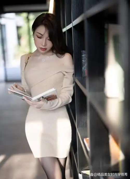 针织衫换成针织裙,优雅又不失女人味,轻松演绎女性优雅气质