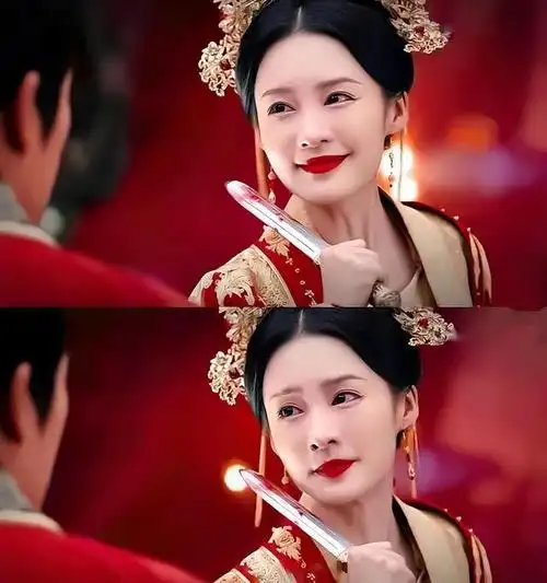 李沁古装红衣造型太绝了艳若桃李美得让人窒息