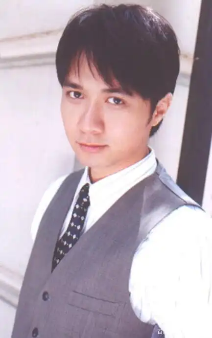 何书桓渣男人设洗白?古巨基大方秀宝宝照片开心当爹!