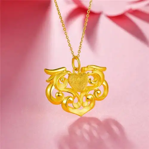 周大福龙凤爱心锁足金黄金吊坠f156085
