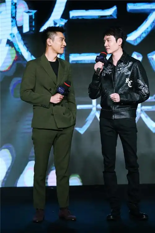 林更新赵又廷狄仁杰3片场打游戏互称新爷赵老师