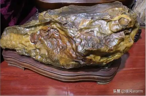 石头图片60亿天价奇石这样的石头有人买吗