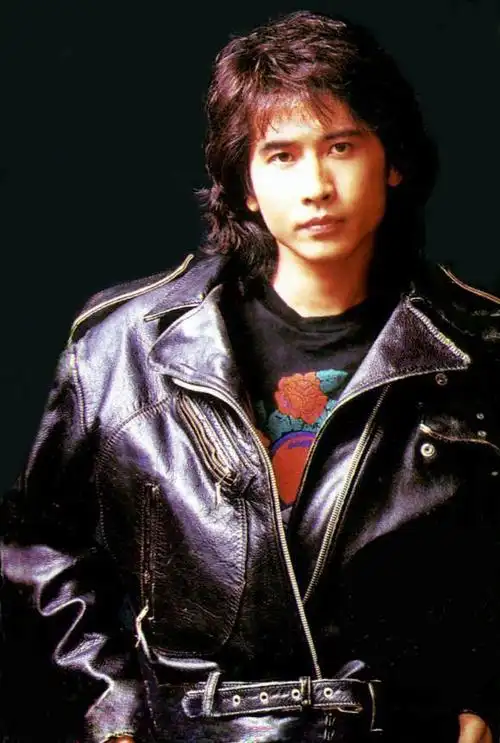 王祖贤远走加拿大,齐秦娶小娇妻,昔日金童玉女为何结局惨淡?