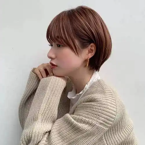 试试这些短发发型,让你一秒变「精灵」