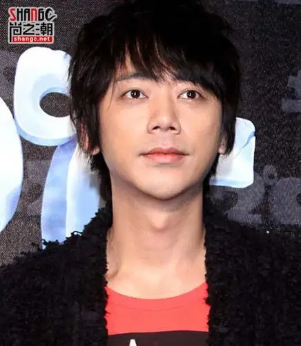 苏见信黑道背景太恐怖 父母亲竟是黑社会老大