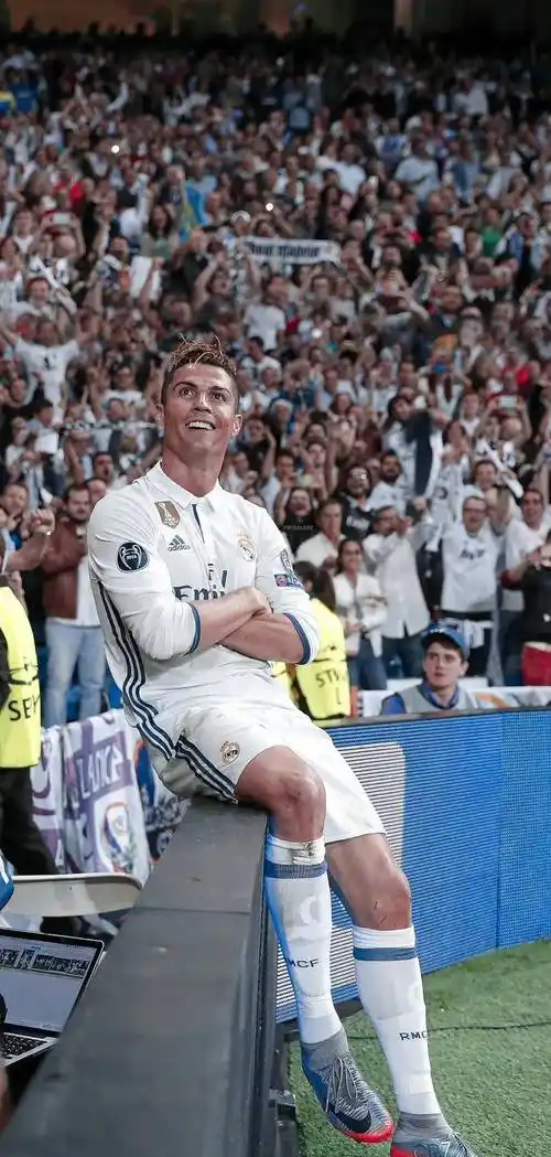 皇马罚丢点球导致不敌对手,球迷:c罗每次罚点球,我从来不担心_进攻