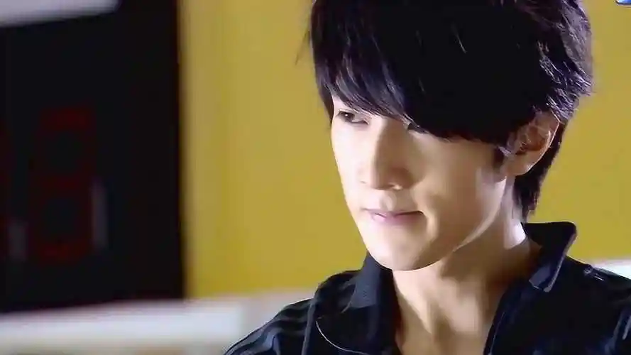 吴尊电视剧作品篮球火吴尊在过去高中联赛中连拿了3次mvp篮球神话这么