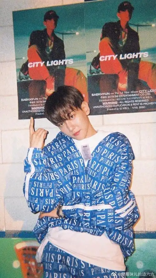 【拍立得】边伯贤 candy 52020458020401020453