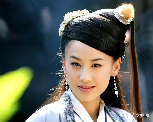 40岁黄圣依脱离滤镜出演贵妃扯下了多少美颜女的遮羞布